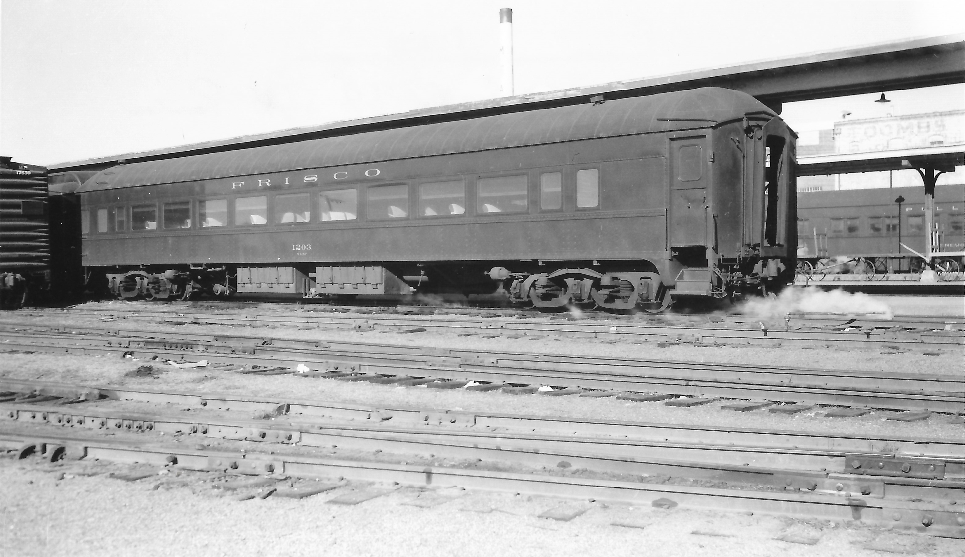 64-seat-chair-car-1203-frisco-archive
