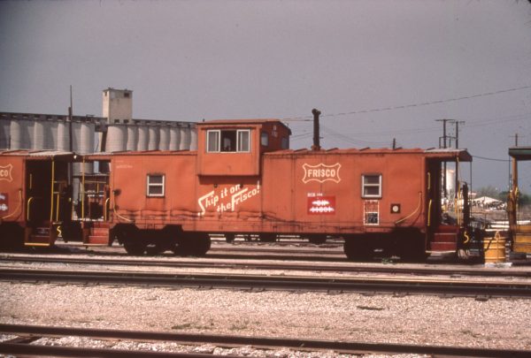 Caboose 11661 (Frisco 1431) at Enid, Oklahoma on April 29, 1984 (Marshall Higgins)