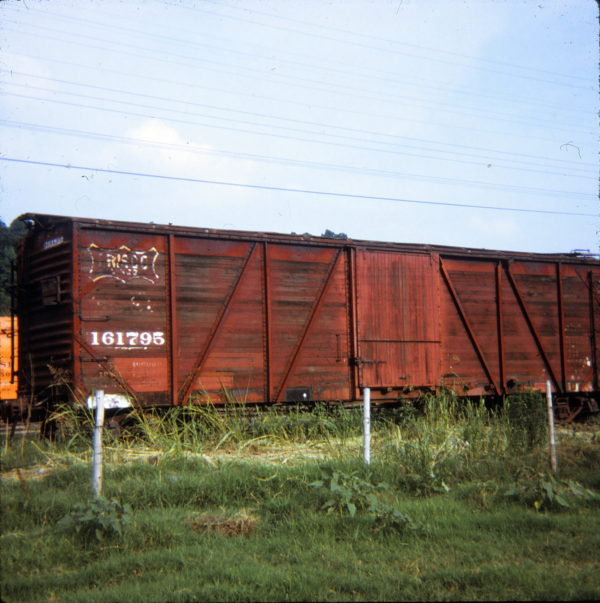 Boxcar 161795 at Chaffee, Missouri in 1971 (Ken McElreath)