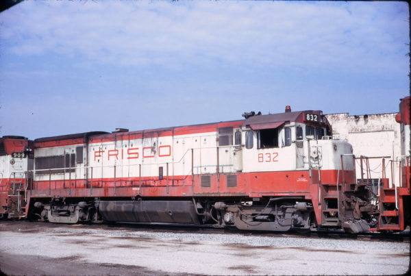 U30B 832 at Birmingham, Alabama on September 7, 1974 (Coniff Railroadiana Collection)