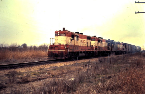 GP7s 610 and 523 (date and location unknown)