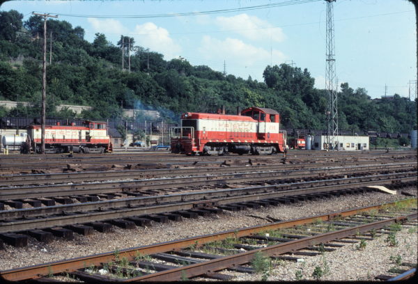 SW1500 333 and NW2 258 at Kansas City, Missouri on July 6, 1978 (Paul Bergen-Mac Owen Collection)