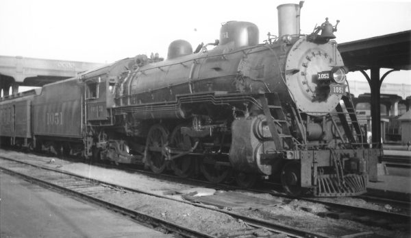 4-6-2 1051 with the Sunnyland at Springfield, Missouri on August 20, 1948 (Arthur B. Johnson)