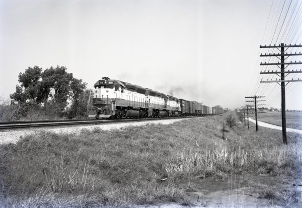 SD45s 918 and 936 at Bonita, Kansas on Train #139 on May 20, 1970