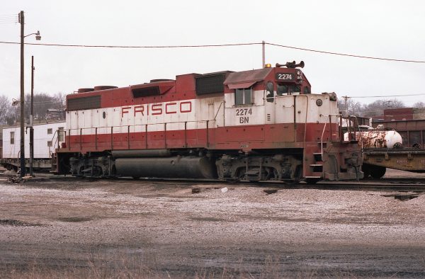 GP38-2 2274 (Frisco 419) Thayer, Missouri on January 2, 1983 (R.R. Taylor)