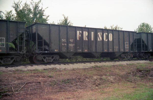 Hopper 88199 at Kissick, Missouri on September 1987 (R.R. Taylor)