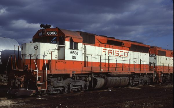SD45 6668 (Frisco 919) at Memphis, Tennessee in January 1981 (Steve Forrest)