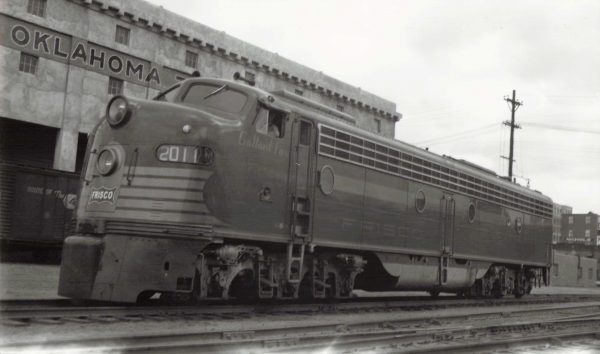 E8A 2011 (Gallant Fox) at Tulsa, Oklahoma on June 3, 1950 (Arthur B. Johnson)