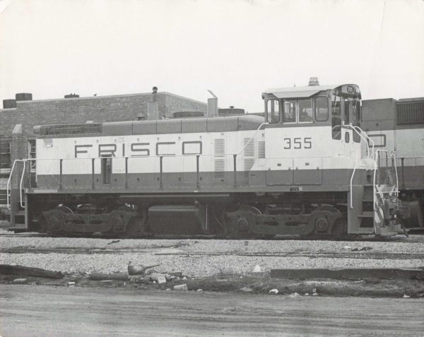 SW1500 355 (date and location unknown)